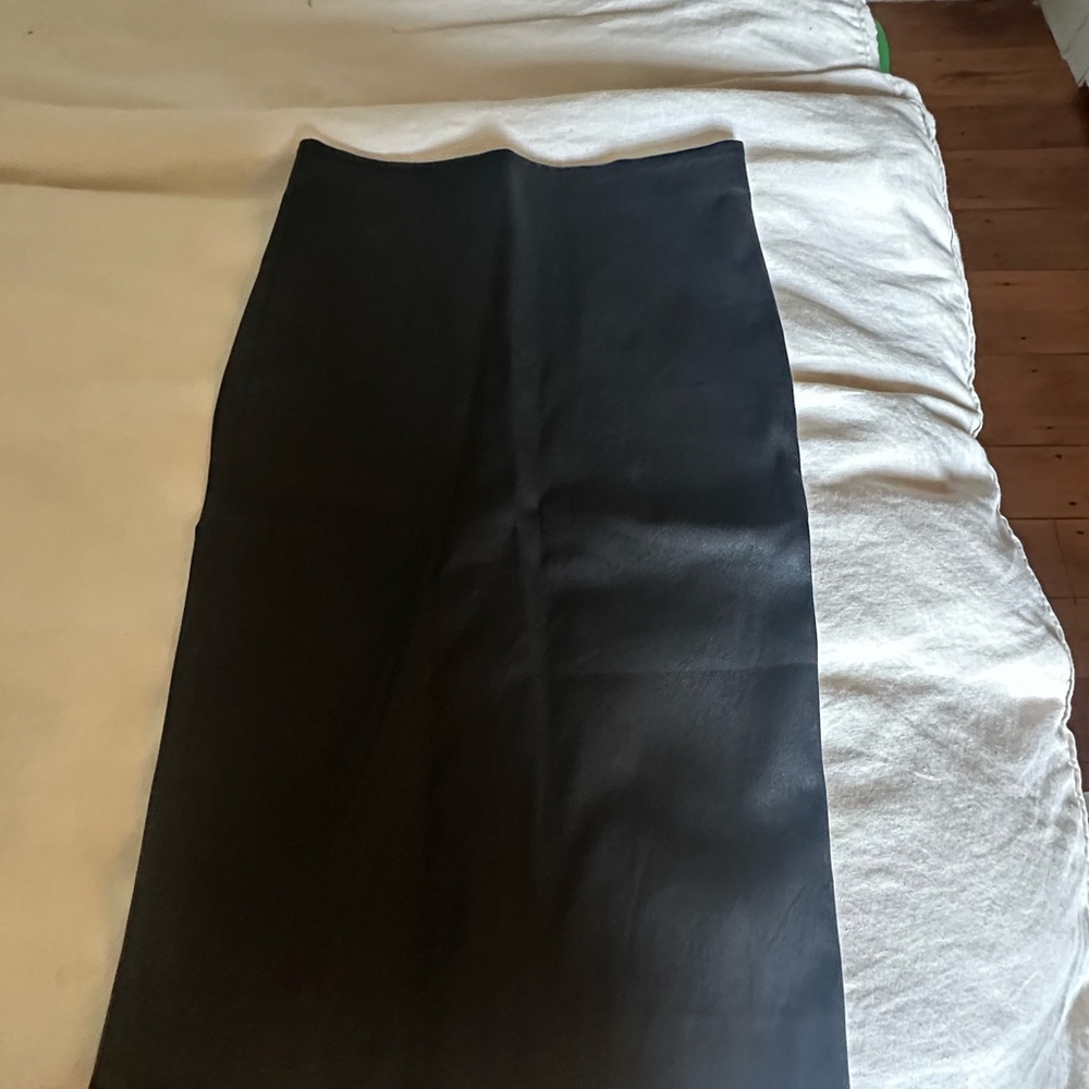 Theory leather pencil skirt 0